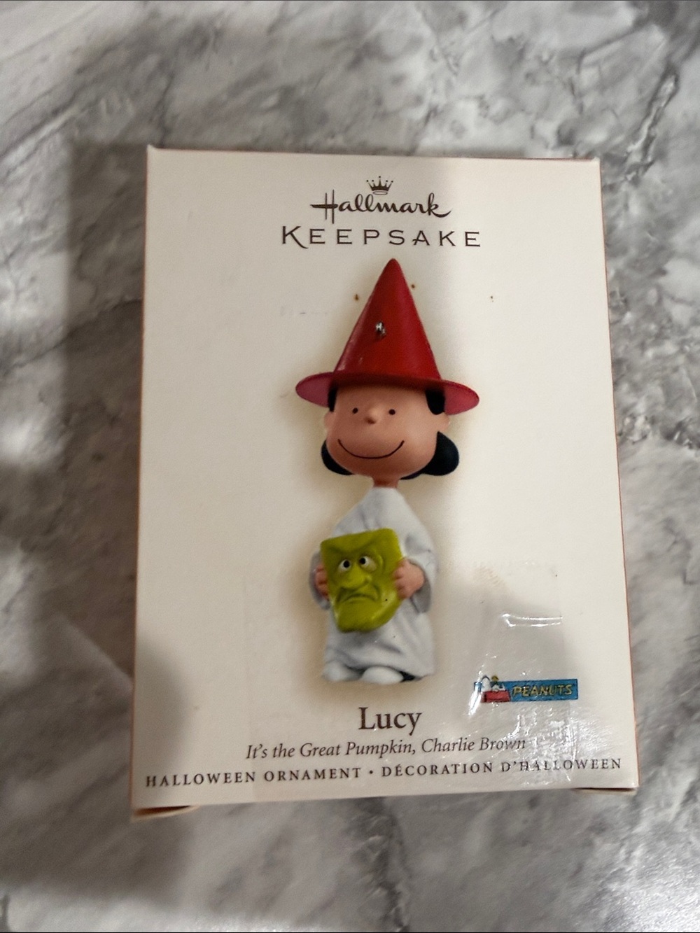 Hallmark Keepsake Peanuts Halloween Ornaments 2006 Charlie Brown & Lucy w/ Boxes - Picture 3 of 10